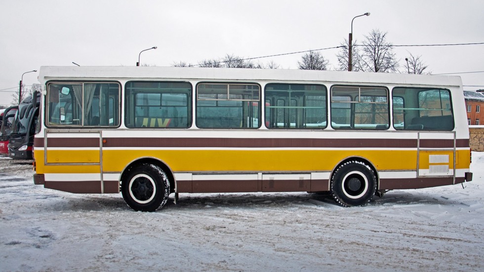 Хочу быть Икарусом: тест-драйв автобуса ЛАЗ-42021